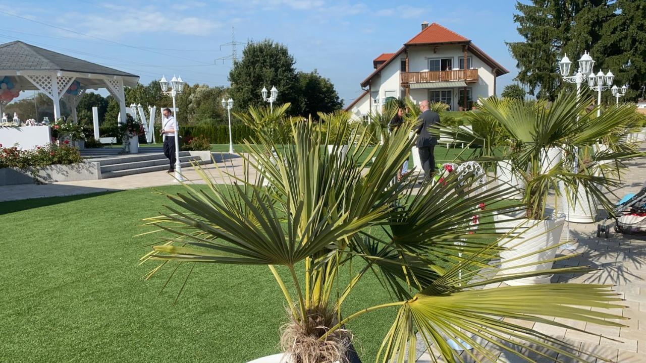 Landhotel Grabinger Schwandorf Eksteriør billede