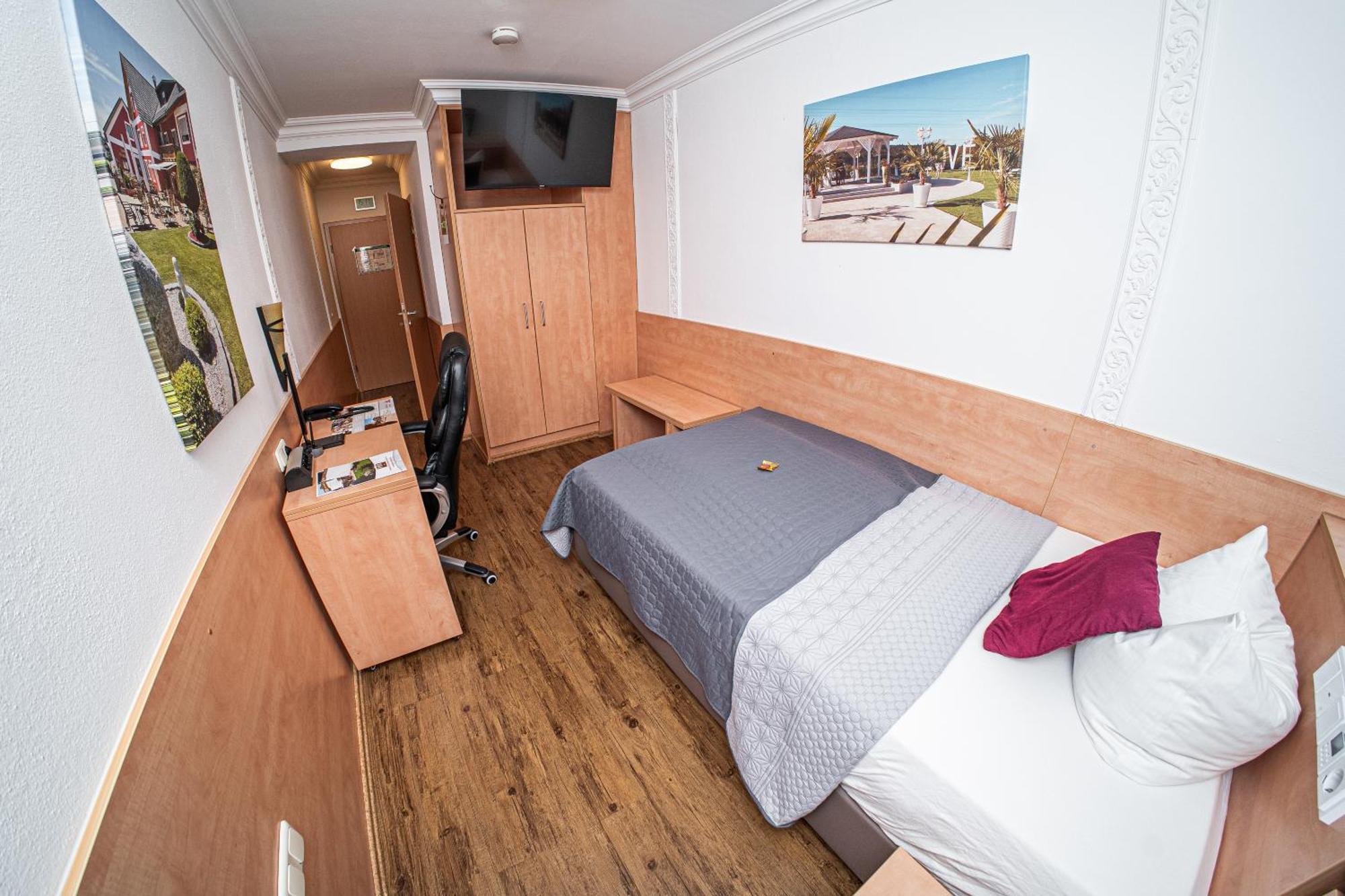 Landhotel Grabinger Schwandorf Eksteriør billede